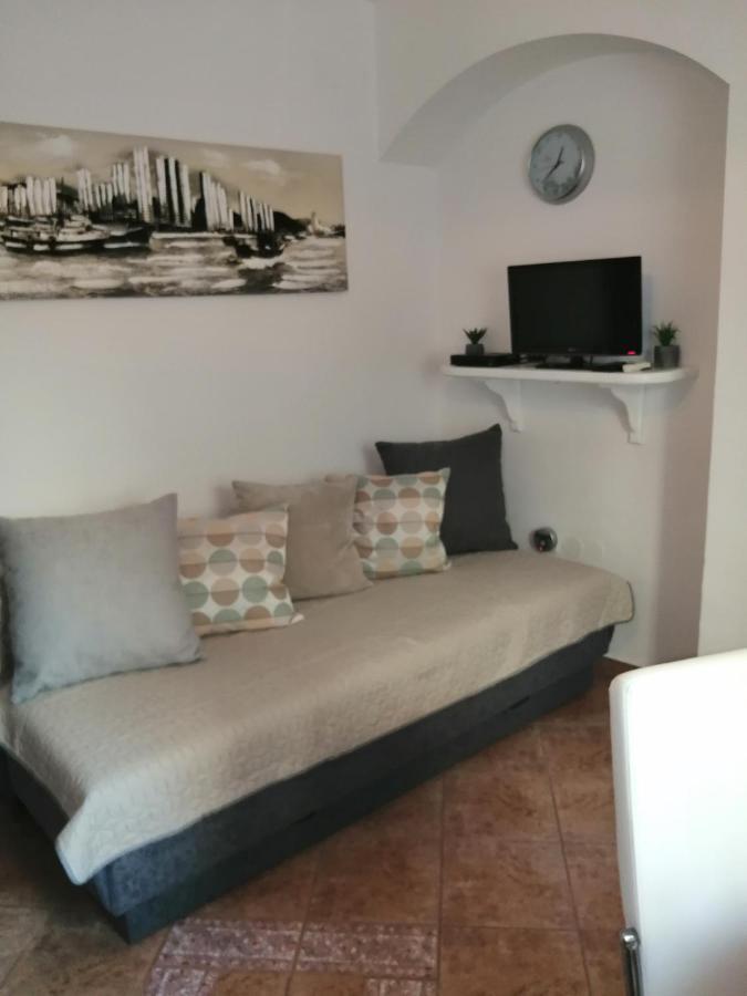 Apartments Villa Nona Umag Exterior foto