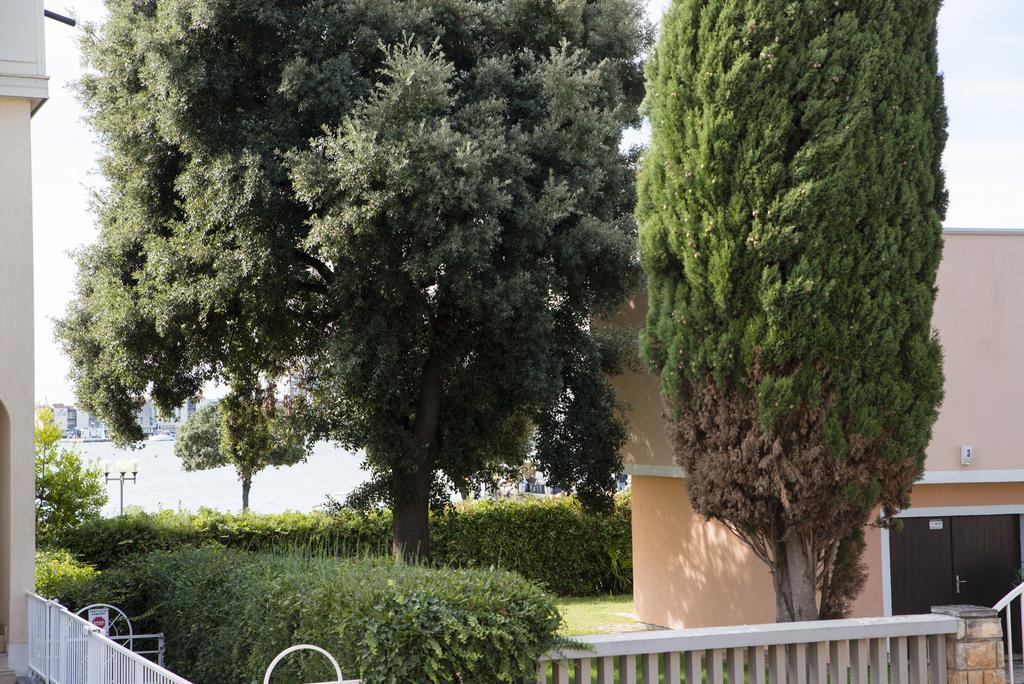 Apartments Villa Nona Umag Exterior foto